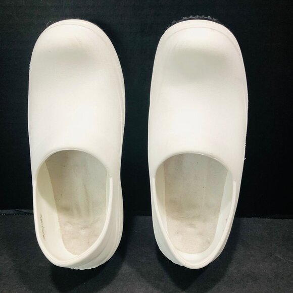 CROCS Women's 8 White Work Shoes Nurse Food Industry Non Slip - Picture 3 of 11